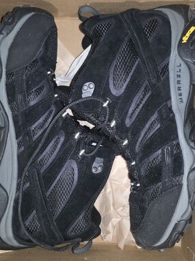 Merrell Black Hiking Shoes - Men's Trail Boots